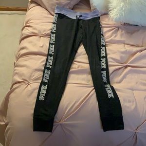 VICTORIA SECRET PINK LEGGINGS